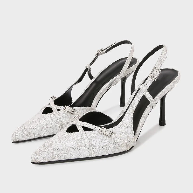 נעלי עקב-תמר