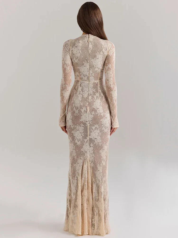 שמלת תחרה-בר