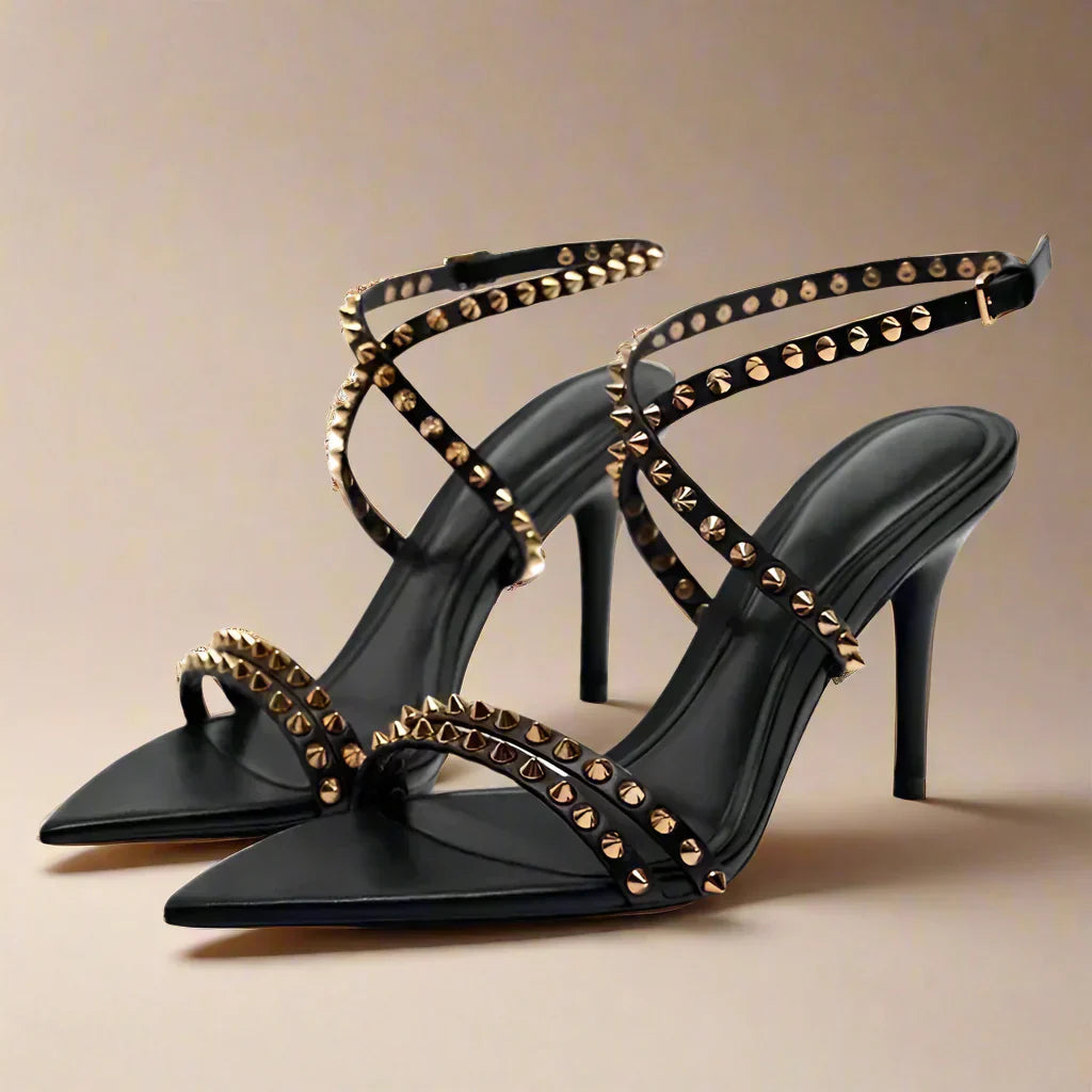 נעלי עקב – יעל