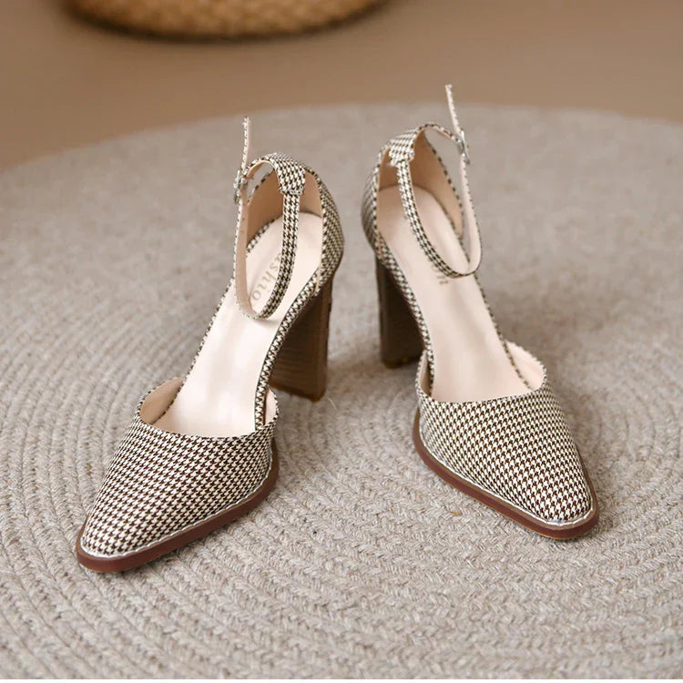 Karin - נעלי עקב דגם