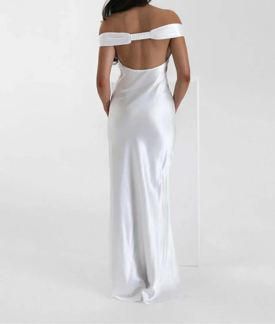 שמלת סאטן-רותם