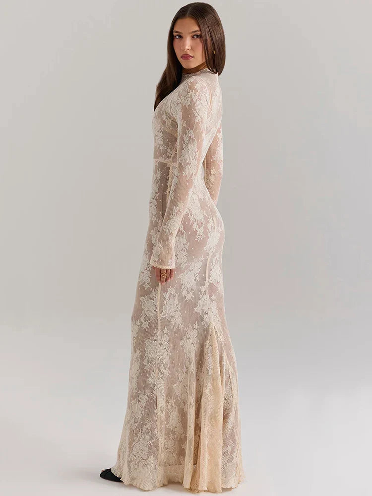 שמלת תחרה-בר