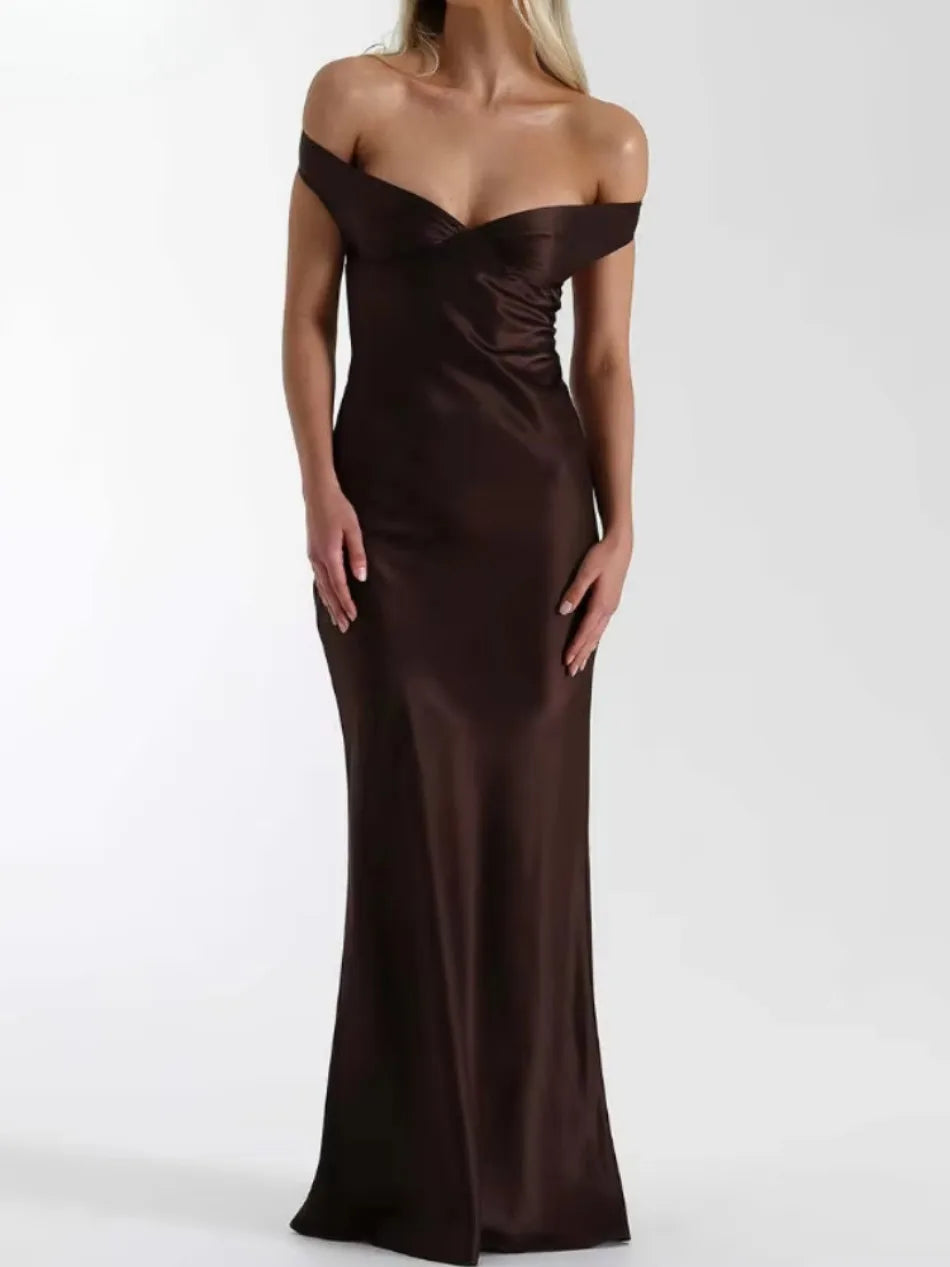 שמלת סאטן-רותם