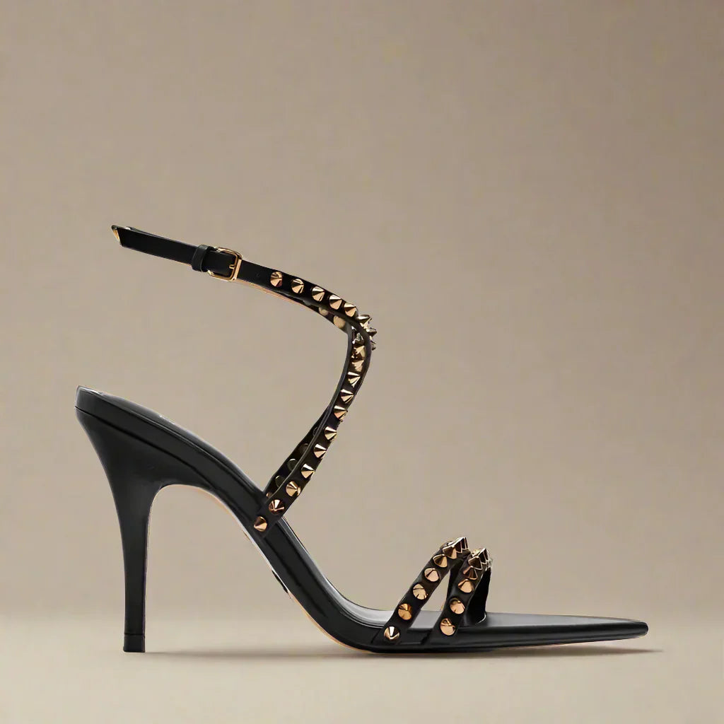 נעלי עקב – יעל