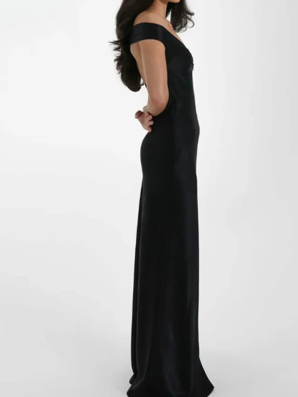 שמלת סאטן-רותם